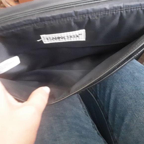 Cabin Creek Leather Crossbody Bag Good Condition - Picture 7 of 11